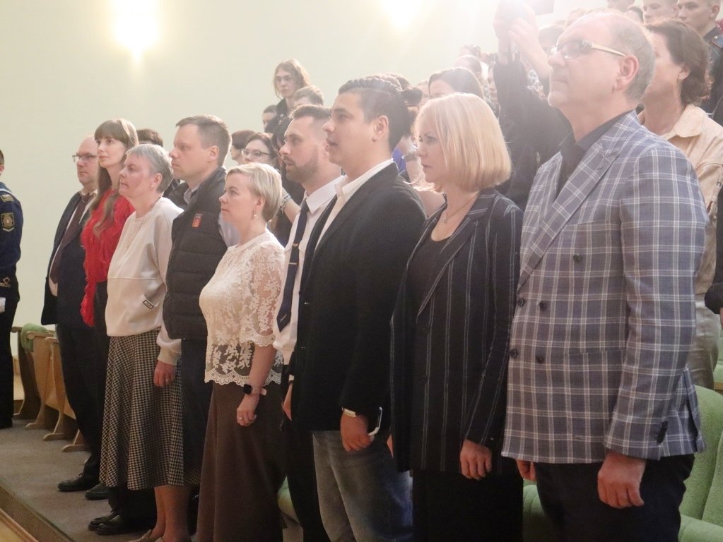 Торжественная церемония передачи окружной эстафеты флага Всероссийского конкурса «Мастер года» в Санкт-Петербурге