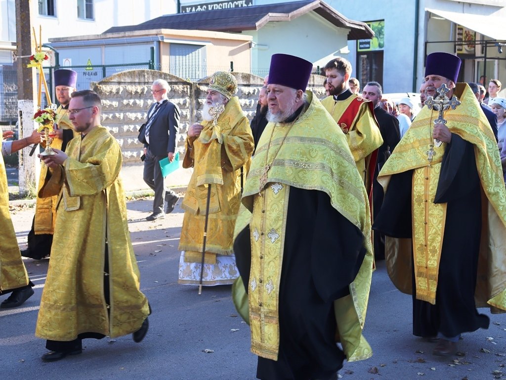 От Орешка до Петербурга: Водный крестный ход в честь Александра Невского