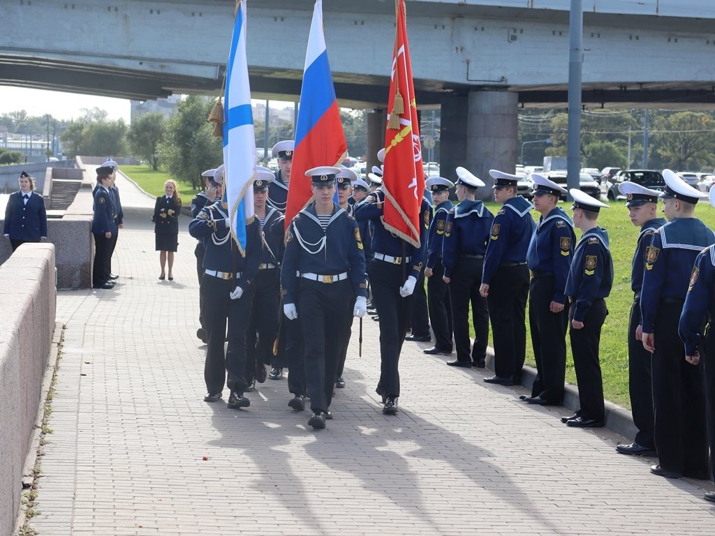 От Орешка до Петербурга: Водный крестный ход в честь Александра Невского