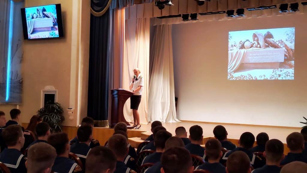 В Морской технической академии почтили память жертв Беслана