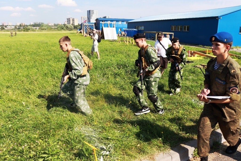 Этап военно-спортивной игры «Юнфлот» прошел на базе Морской технической академии. Этап военно-спортивной игры «Юнфлот» прошел на базе Морской технической академии.