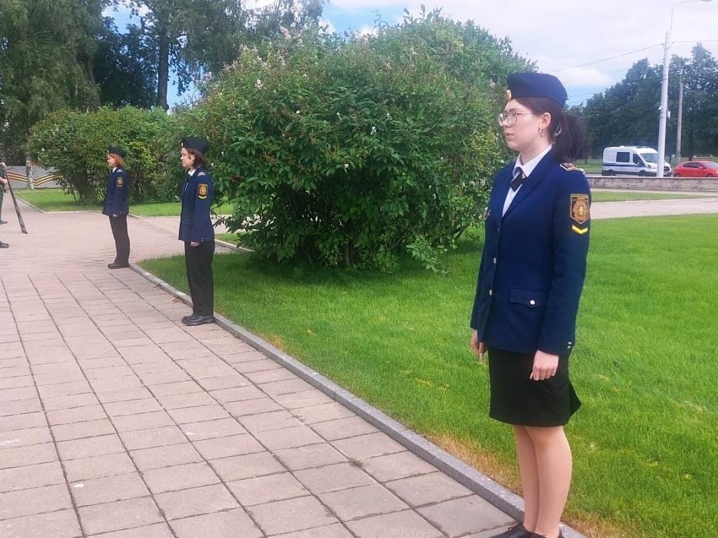 На Невском воинском кладбище почтили День памяти и скорби На Невском воинском кладбище почтили День памяти и скорби