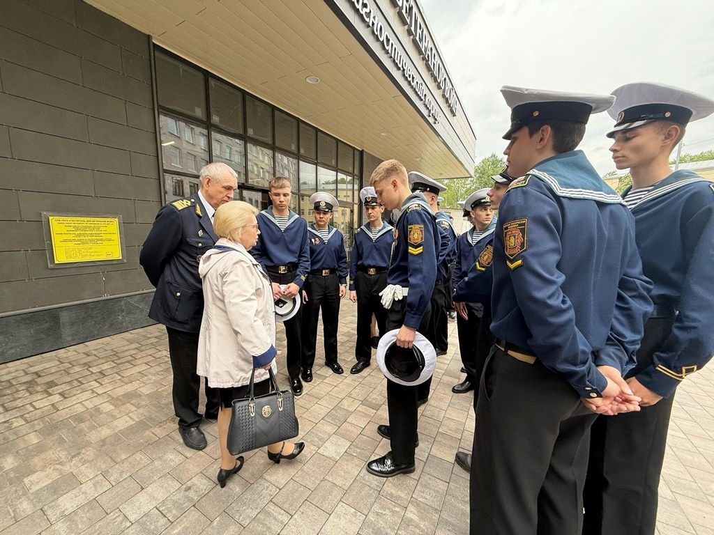 Уроки мужества: Встреча с героями Уроки мужества: Встреча с героями