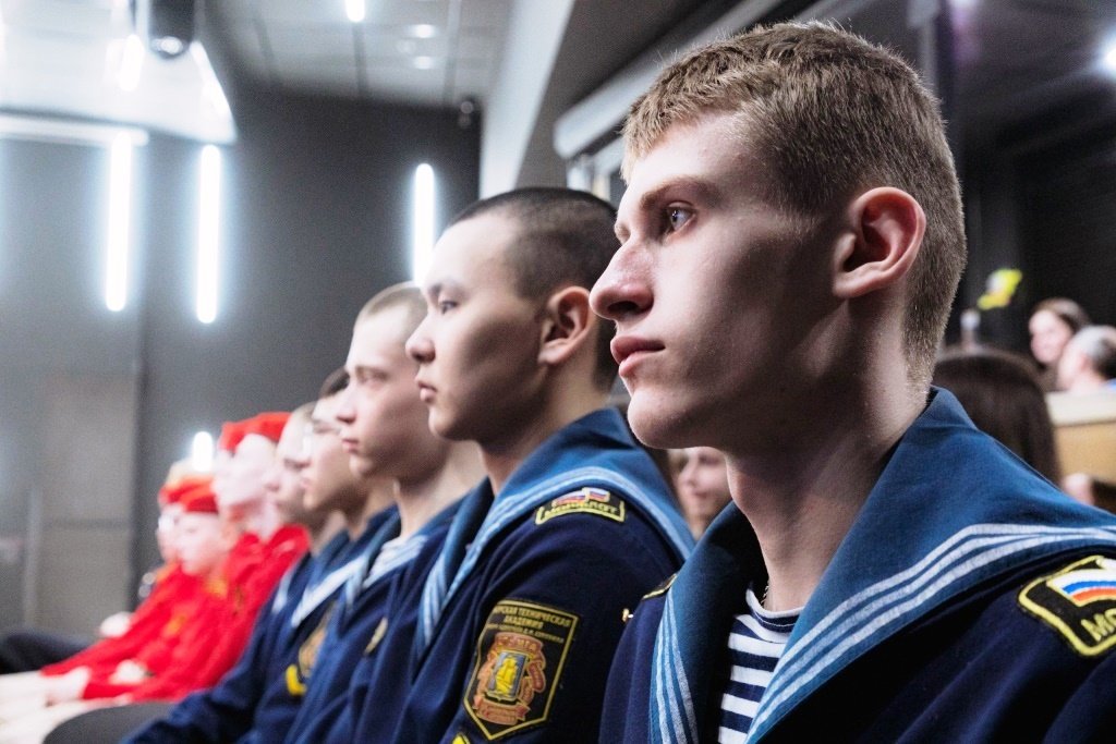 Весна Победы: телемост поколений