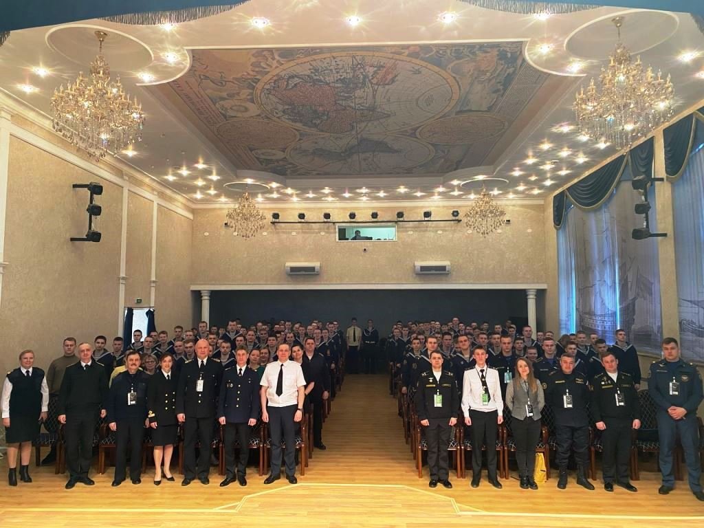 Чемпионат «Профессионалы» стартовал в Морской технической академии