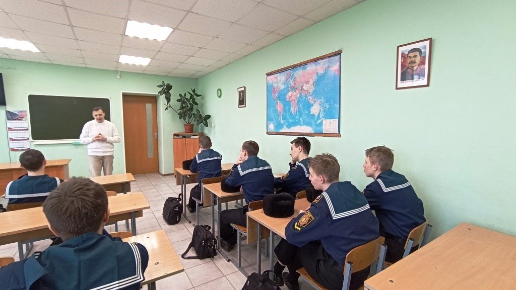Ежегодный месячник антинаркотических мероприятий начался в Морской технической академии Ежегодный месячник антинаркотических мероприятий начался в Морской технической академии