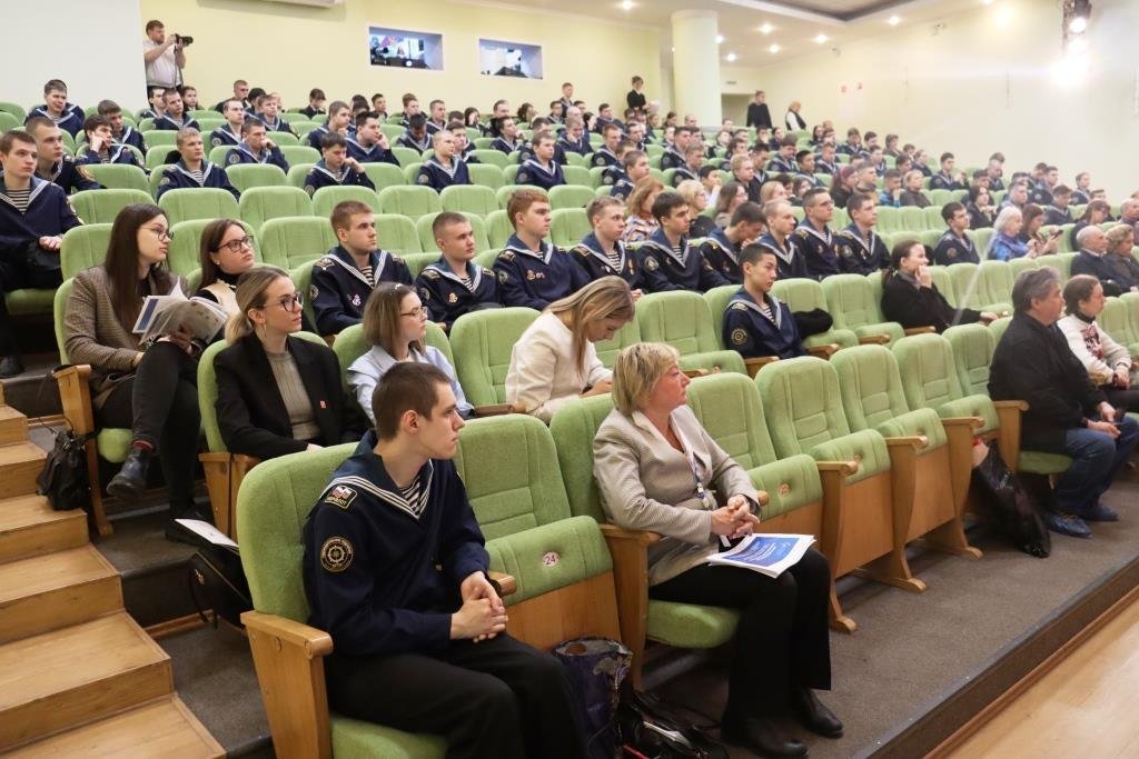 XV Петербургский форум: секция о школьных музеях военно-морской направленности в Морской технической академии XV Петербургский форум: секция о школьных музеях военно-морской направленности в Морской технической академии