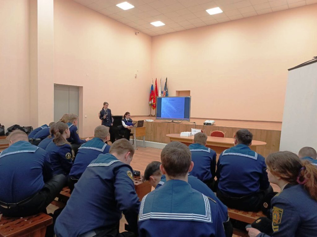Под грохот канонады