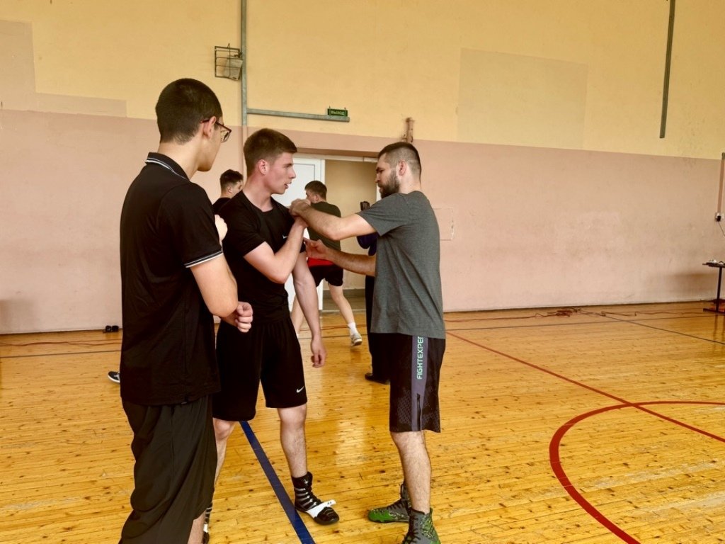Уроки бокса от чемпиона