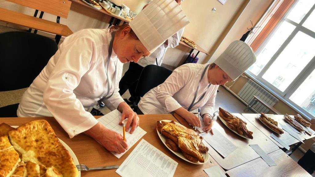 Кулинарные шедевры: итоги конкурса «Профессионалы» в Морской технической академии
