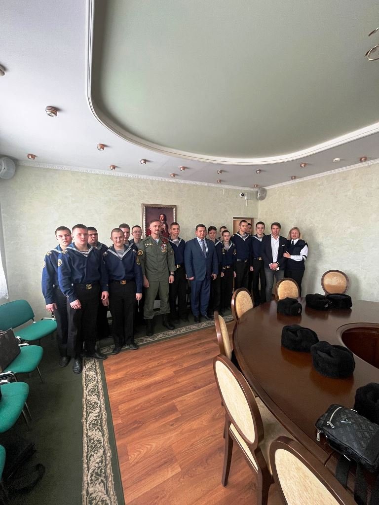Урок патриотизма с представителями фонда «Защитники Отечества» Урок патриотизма с представителями фонда «Защитники Отечества»