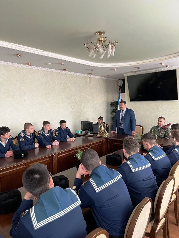 Урок патриотизма с представителями фонда «Защитники Отечества» Урок патриотизма с представителями фонда «Защитники Отечества»