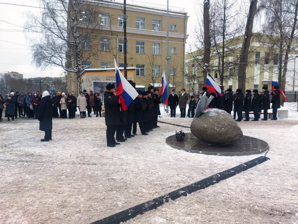 Курсанты МТА почтили память героев-афганцев
