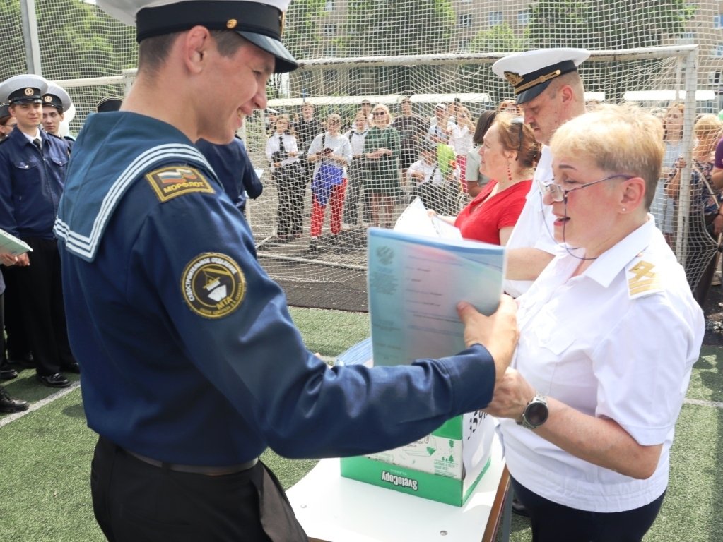 Торжественное вручение дипломов выпускникам Морской технической академии2026 года! Торжественное вручение дипломов выпускникам Морской технической академии2026 года!