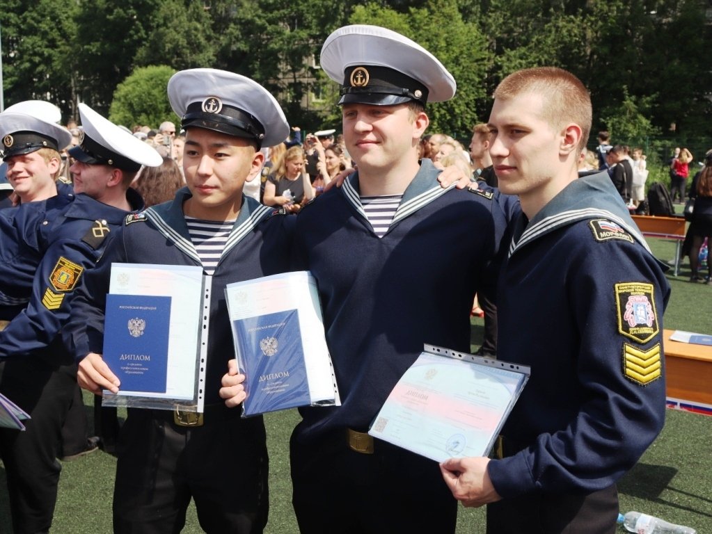 Торжественное вручение дипломов выпускникам Морской технической академии2026 года! Торжественное вручение дипломов выпускникам Морской технической академии2026 года!