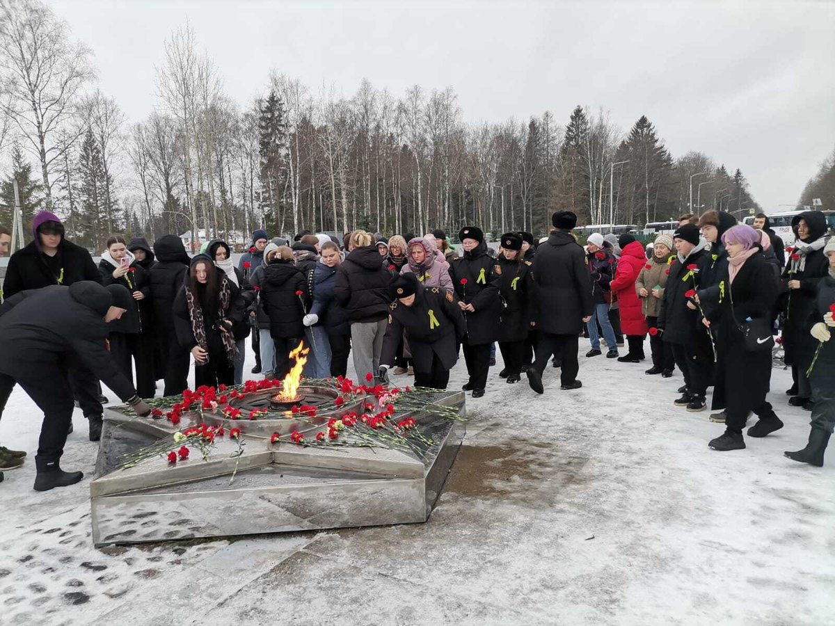 Экскурсия по «Дороге жизни» Экскурсия по «Дороге жизни»
