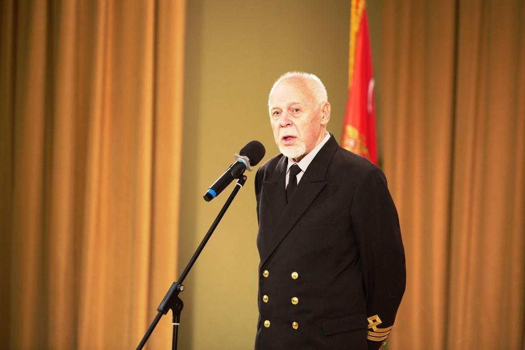 «Парта Героя»