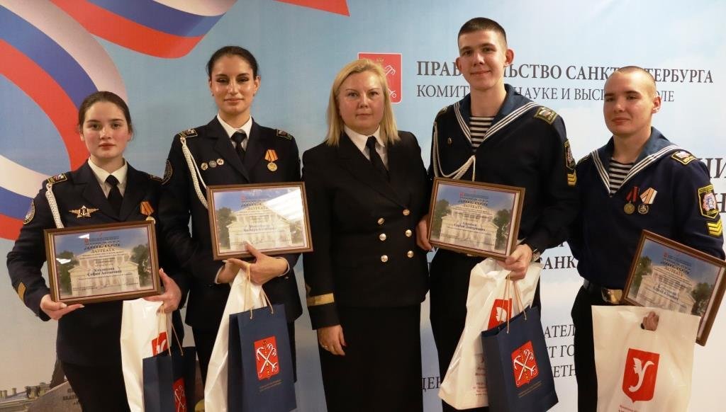 Курсанты МТА стали лауреатами конкурса «Студент года» Курсанты МТА стали лауреатами конкурса «Студент года»