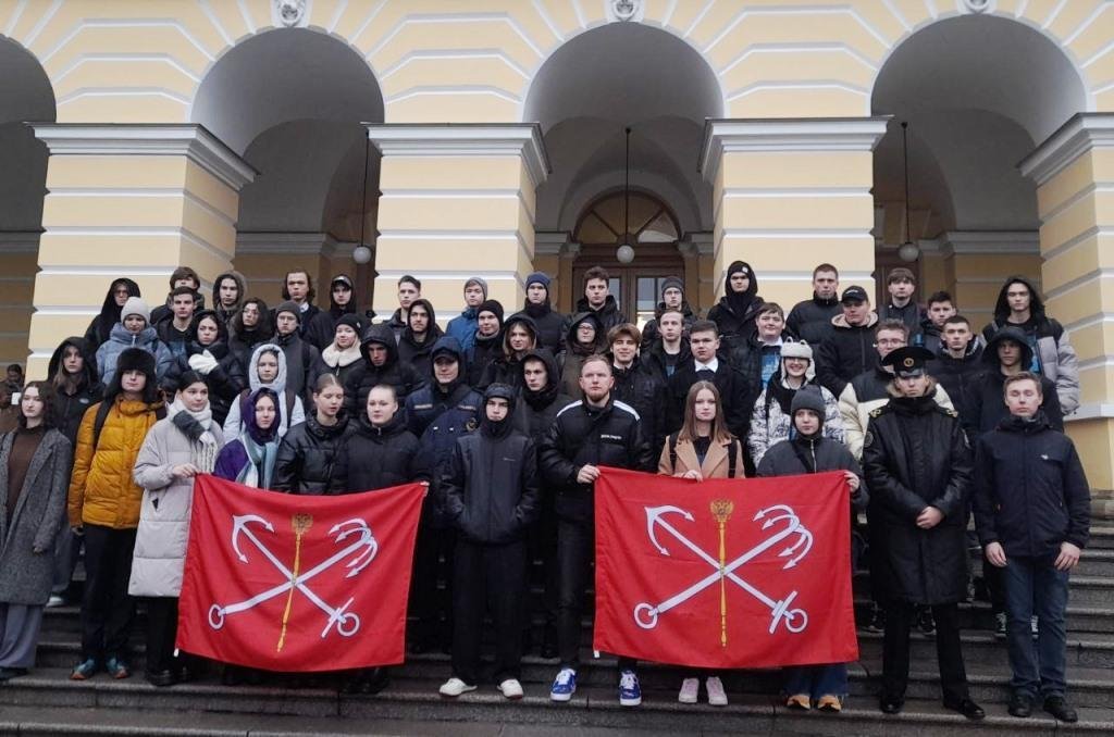 Курсант МТА посетил встречу с губернатором Курсант МТА посетил встречу с губернатором