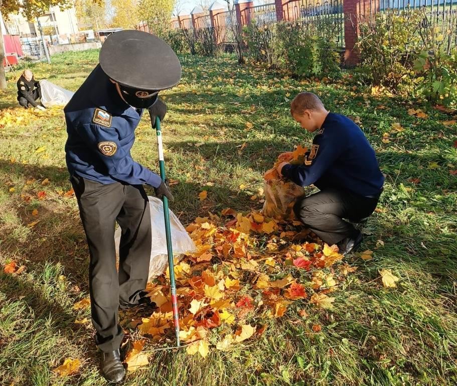 Курсанты и преподаватели МТА присоединились к общегородскому Дню благоустройства Курсанты и преподаватели МТА присоединились к общегородскому Дню благоустройства