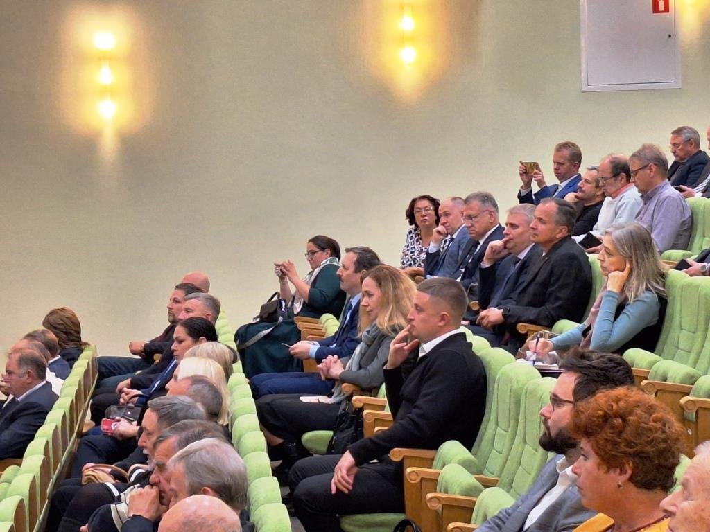 В центре внимания – среднее профессиональное образование В центре внимания – среднее профессиональное образование