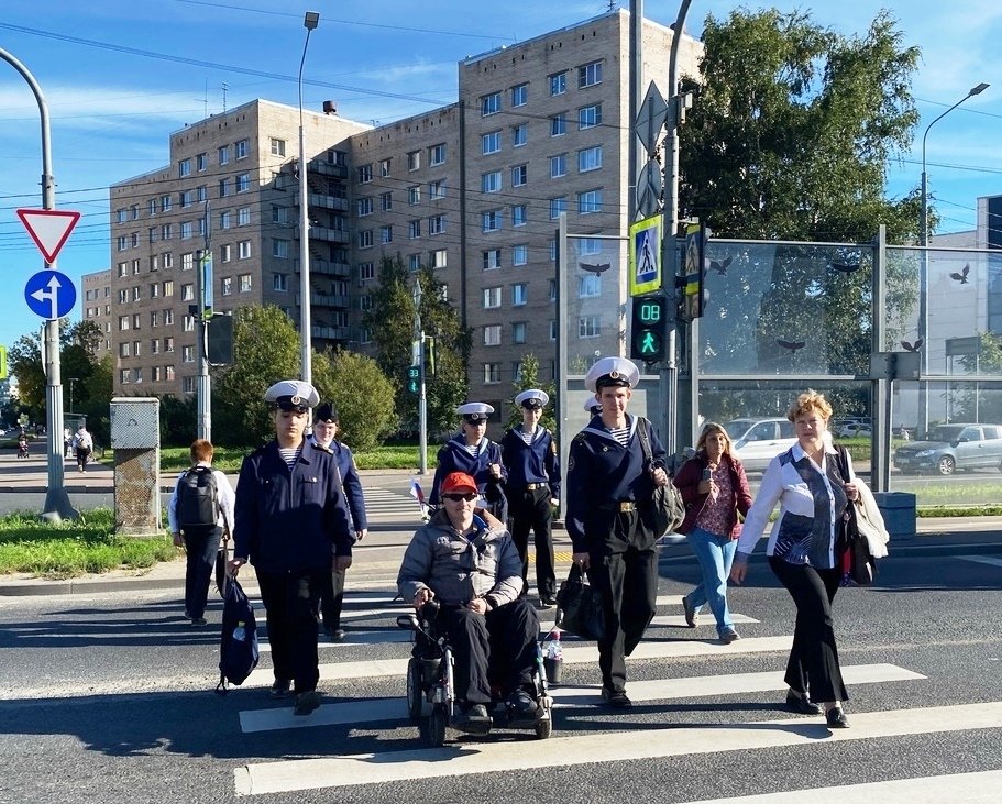 Будем вместе помогать Будем вместе помогать