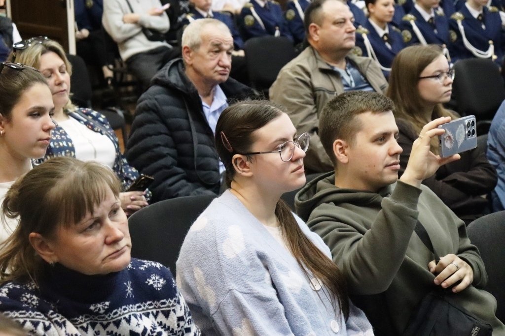 Торжественное вручение дипломов выпускникам судостроительного отделения Морской технической академии