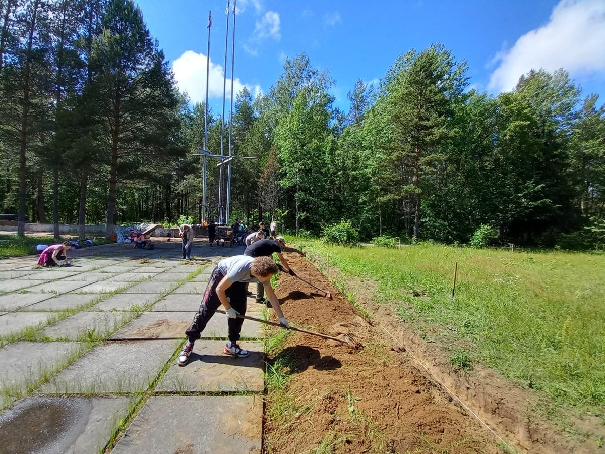 Генеральная уборка на мемориале в форте «Красная Горка» Генеральная уборка на мемориале в форте «Красная Горка»