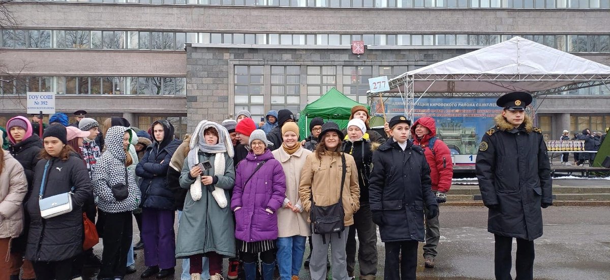Курсанты почтили память погибших пожарных Курсанты почтили память погибших пожарных