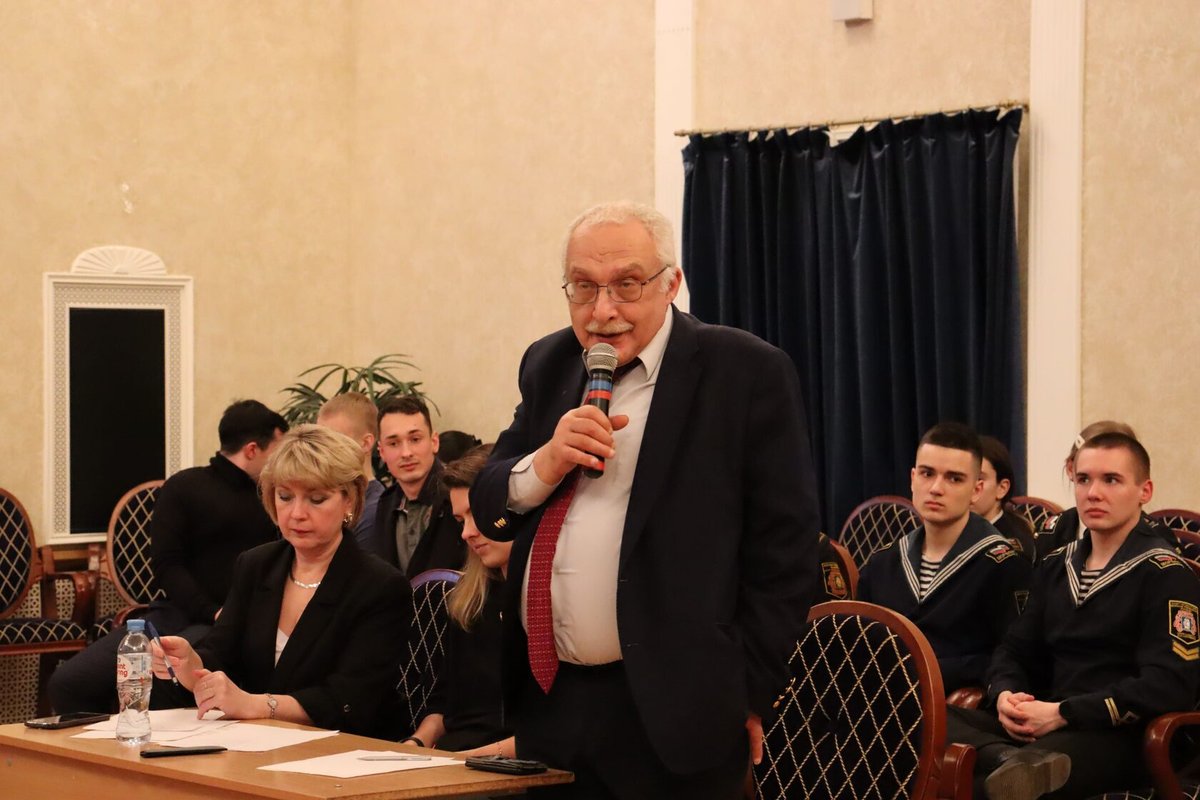 Магистр игры «Что? Где? Когда?» Александр Друзь стал членом жюри фестиваля интеллектуальных игр Магистр игры «Что? Где? Когда?» Александр Друзь стал членом жюри фестиваля интеллектуальных игр