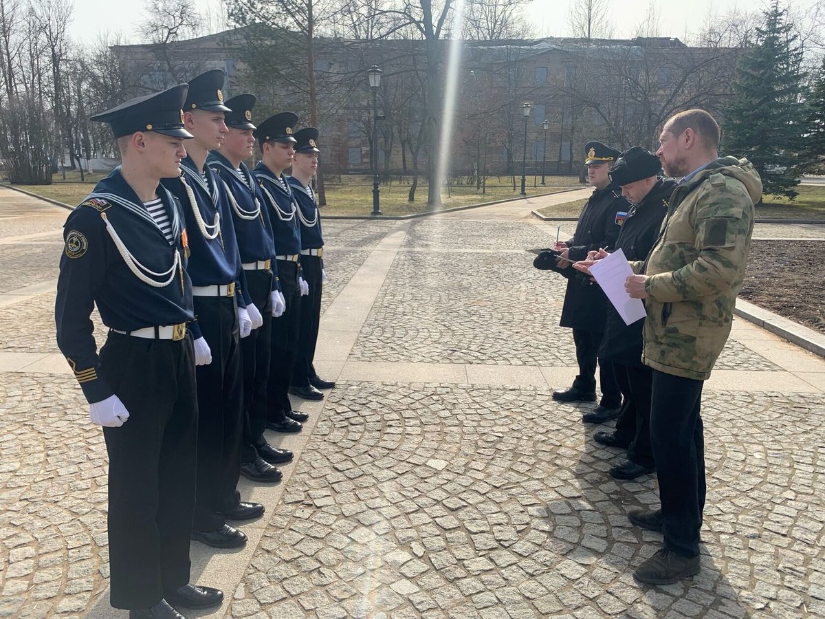 Курсанты из Кронштадта представят академию на городском этапе Смотра-конкурса почетных караулов