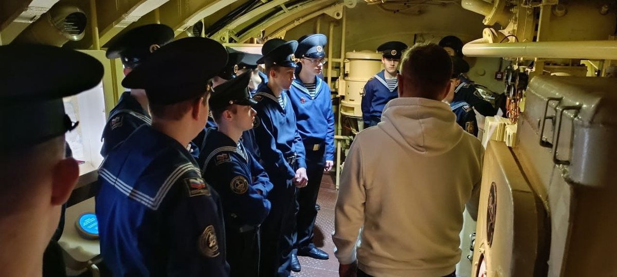 Экскурсия на «Ленинский комсомол» Экскурсия на «Ленинский комсомол»