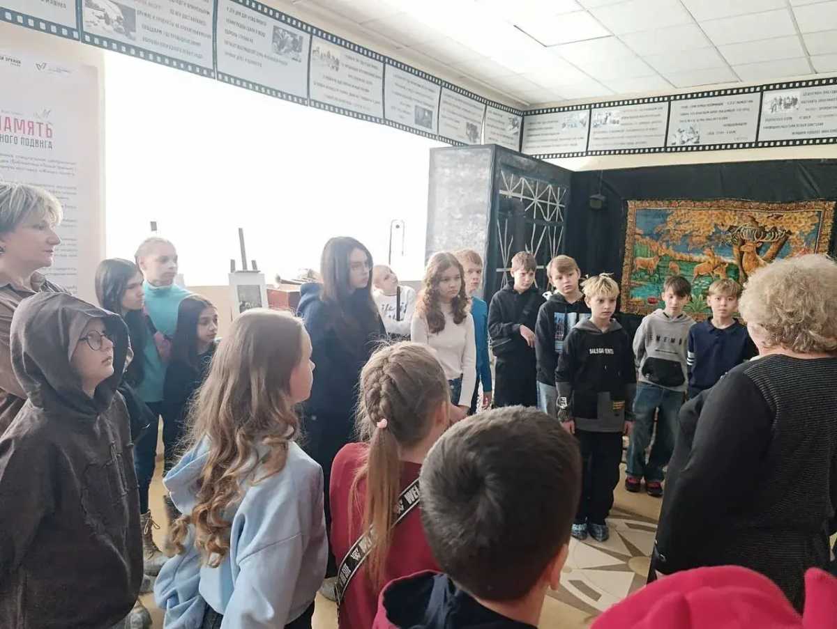 Передвижная иммерсивная выставка «Живая память: истории народного подвига»