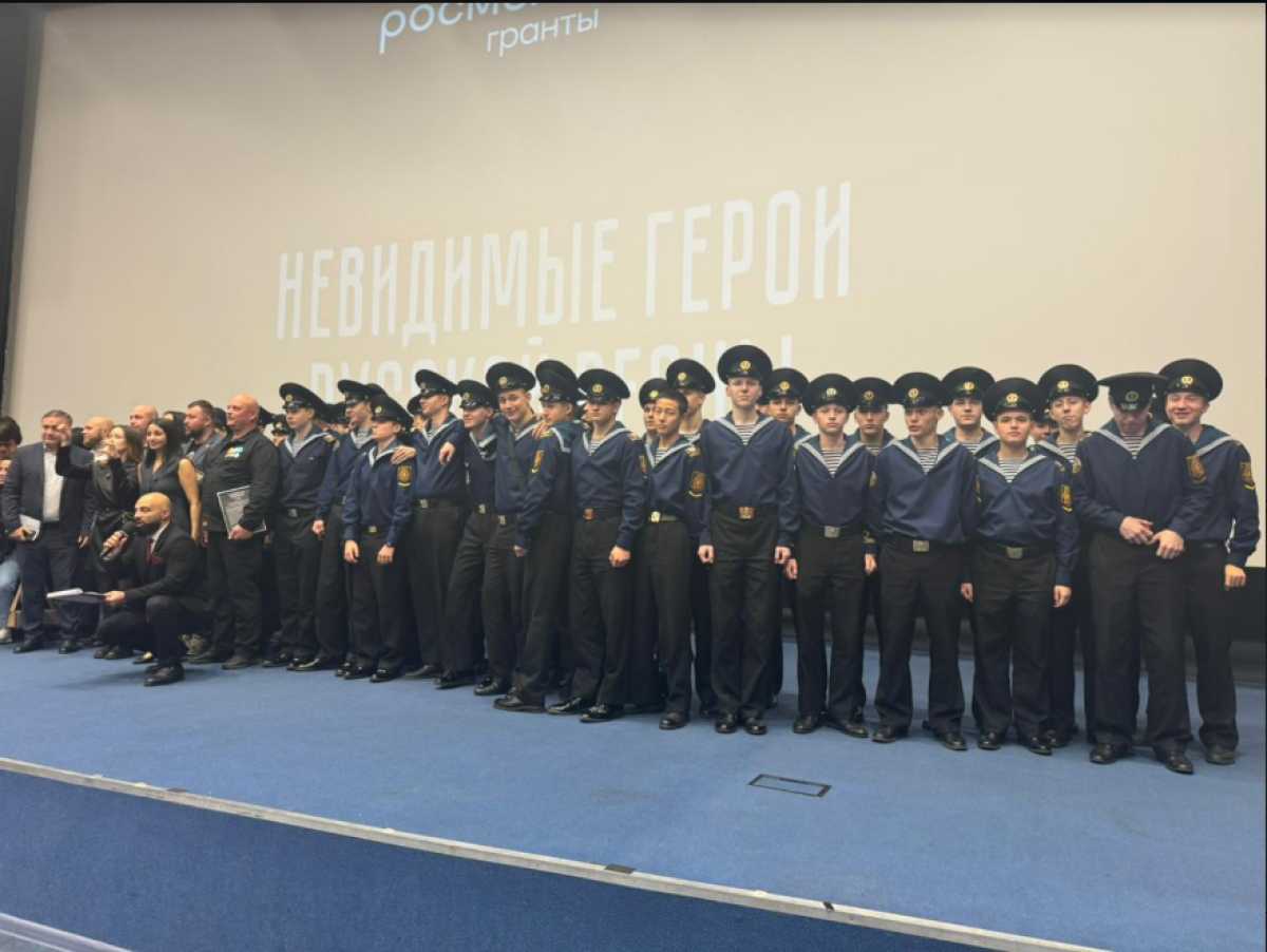 Премьера документального фильма "Невидимые герои Русской Весны" Премьера документального фильма "Невидимые герои Русской Весны"