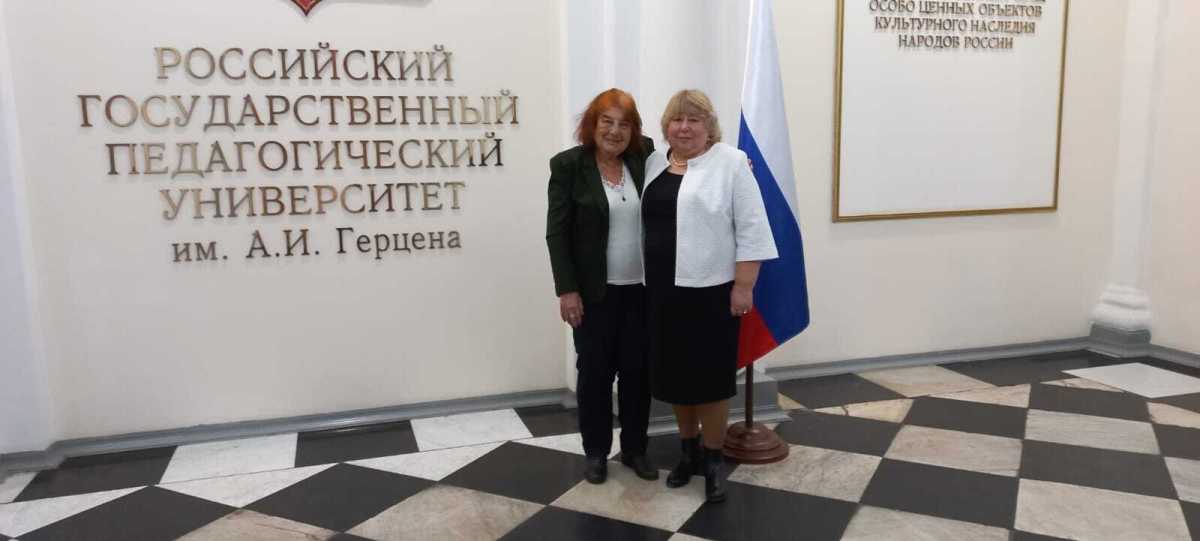 Участие в круглом столе