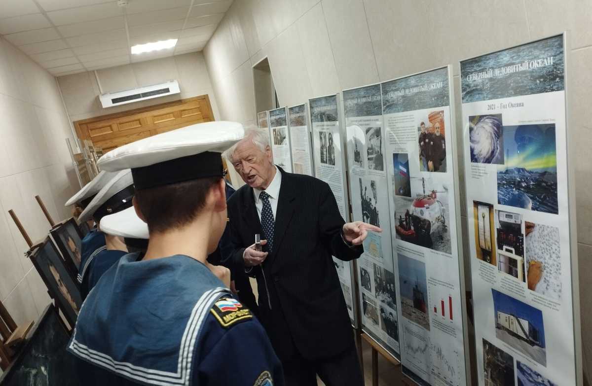 Встреча курсантов с представителями Метеорологического музея