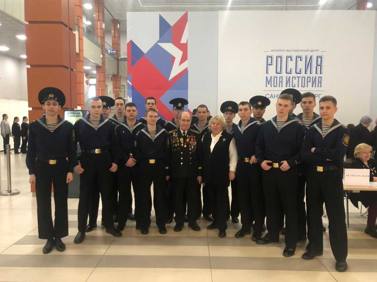 Встреча с Героями Социалистического труда и Героями Труда Российской федерации. Встреча с Героями Социалистического труда и Героями Труда Российской федерации.