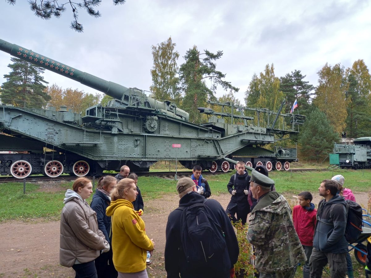 Волонтеры на Красной Горке Волонтеры на Красной Горке