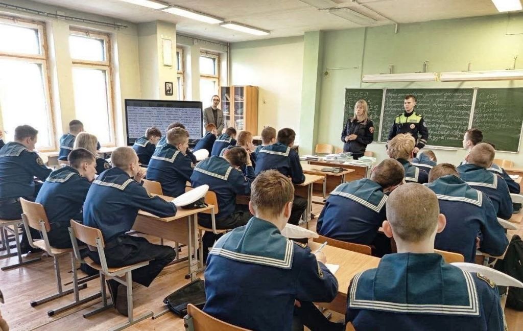 Преступление и наказание: профилактика нарушений закона среди курсантов