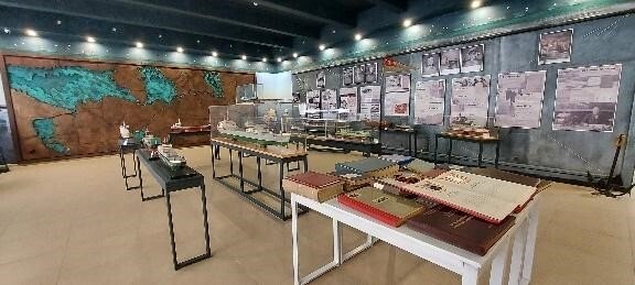 Обзорная экскурсия по залам ИПЦ